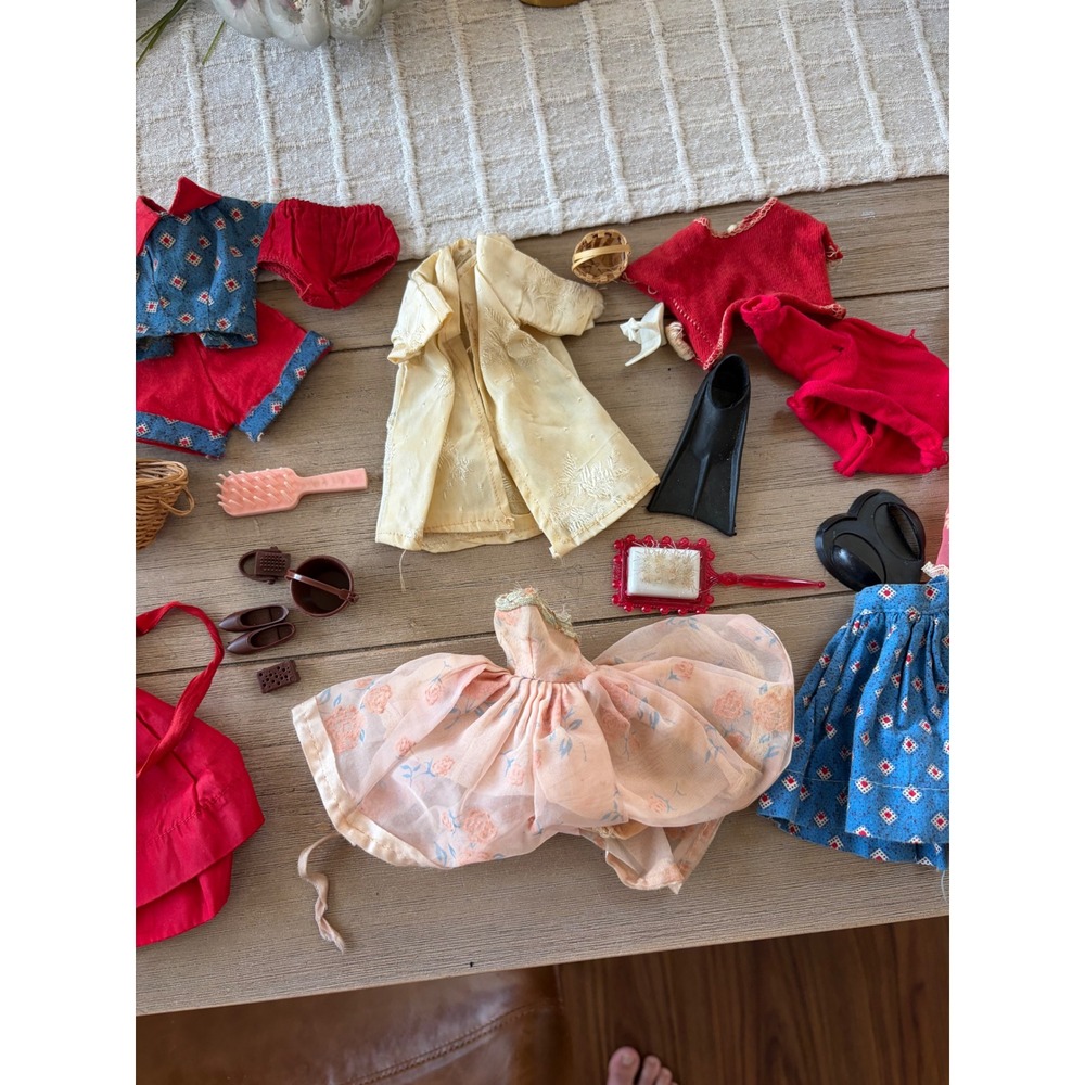 Vintage Vogue Ginny Doll Clothes Accessories Lot 1950s Dresses Skirts Tagged - Picture 4 of 6